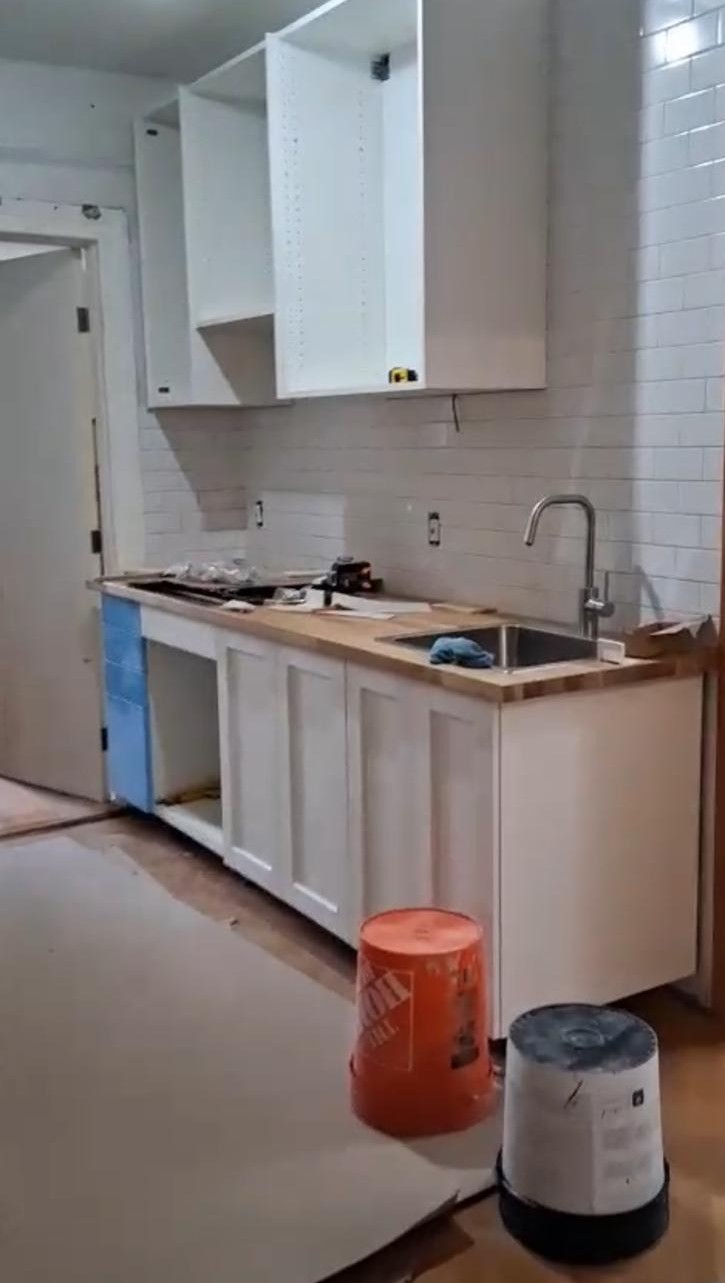 Kitchen installation